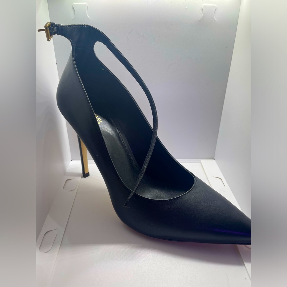 Size 10 Michael Kors KeKe Ankle Strap Pumps